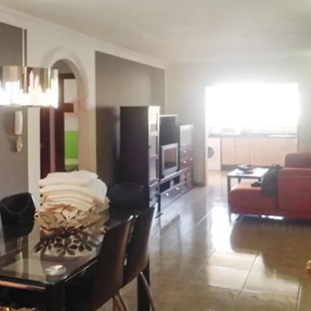 아파트 Two-bedroom In Cristianos, Tenerife, With Panoramic-view