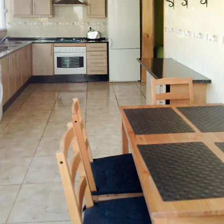 Two-bedroom In Cristianos, Tenerife, With Panoramic-view 아로나