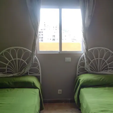 아파트 Two-bedroom In Cristianos, Tenerife, With Panoramic-view 아로나